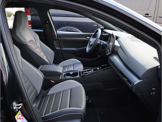 Volkswagen golf gte 1.5 ehybrid phev 272pk automaat 2026 - afbeelding 24 van  25