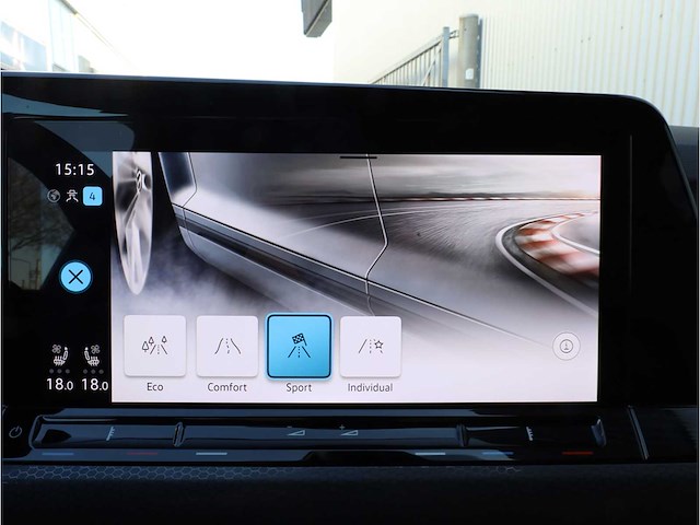 Volkswagen golf gti 2.0 tsi 245pk automaat 2023 - afbeelding 24 van  42