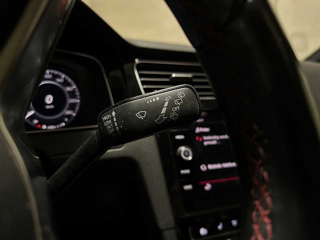 Volkswagen golf gti performance vii 2.0 tsi golf 7 245pk 2019, g-609-hx - afbeelding 14 van  59
