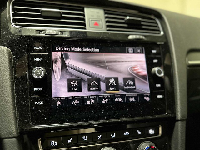 Volkswagen golf gti performance vii 2.0 tsi golf 7 245pk 2019, g-609-hx - afbeelding 20 van  59