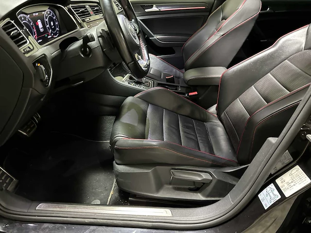 Volkswagen golf gti performance vii 2.0 tsi golf 7 245pk 2019, g-609-hx - afbeelding 33 van  60