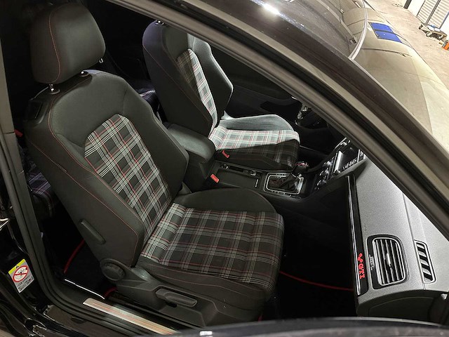 Volkswagen golf gti performance (vii / mk7 / golf 7) 396pk 2014 - afbeelding 3 van  7