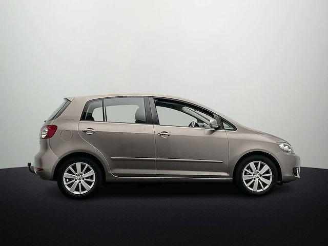 Volkswagen golf plus 1.2 tsi tour ii bluemotion 2010 | 84-nrt-4 - afbeelding 2 van  40