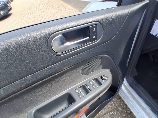 Volkswagen golf plus 1.4 tsi highline | 90-rxd-9 - afbeelding 6 van  34