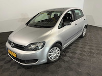 Volkswagen golf plus 1.6 tdi trendl.bluem, 82-sgh-9 - afbeelding 1 van  1