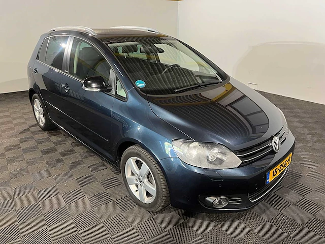 Volkswagen golf plus 1.6 tdi trendline, 15-zsg-9 - afbeelding 2 van  23