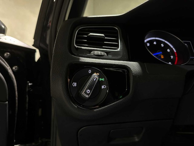 Volkswagen golf r 2.0 tsi 4motion golf 7.5 vii 311pk 2017, n-687-zp - afbeelding 17 van  44