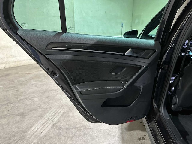 Volkswagen golf r 2.0 tsi 4motion golf 7.5 vii 311pk 2017, n-687-zp - afbeelding 29 van  44