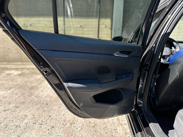 Volkswagen golf r viii 2.0 tsi 4motion 320pk 2023 (golf 8, mk8, viii) - afbeelding 18 van  49