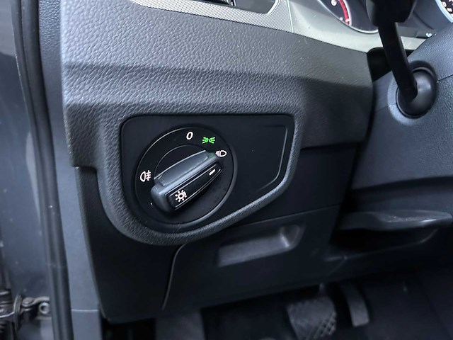 Volkswagen golf sportsvan 1.0 tsi highline 110pk 2018, n-155-rt - afbeelding 13 van  39