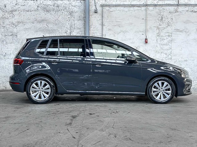 Volkswagen golf sportsvan 1.0 tsi highline 110pk 2018, n-155-rt - afbeelding 37 van  39