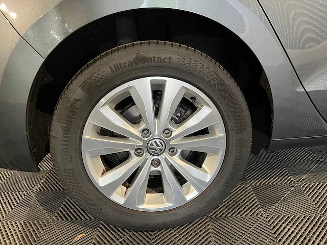 Volkswagen golf sportsvan 1.0 tsi highline edition, h-155-fj - afbeelding 17 van  20