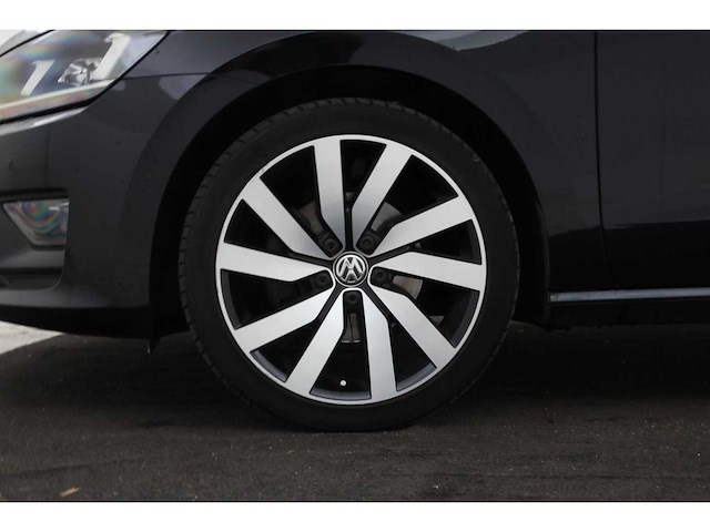 Volkswagen golf sportsvan highline 1.4 tsi 126pk 2017, j-499-gp - afbeelding 28 van  30