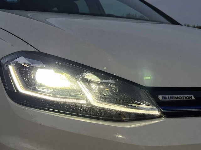 Volkswagen golf variant 1.5 tsi comfortline business | xf-200-d - afbeelding 33 van  45