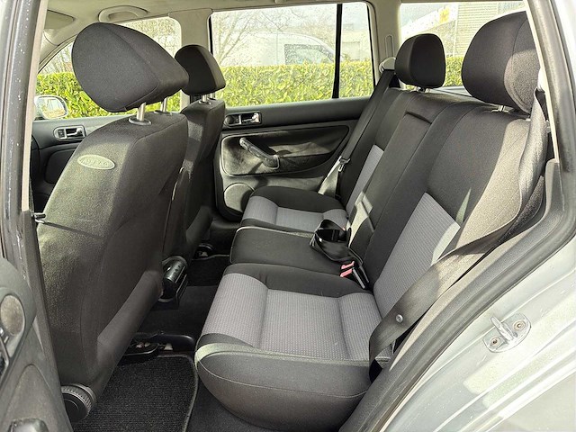 Volkswagen golf variant 1.9 sdi trendline 2002 | 81-ld-fp - afbeelding 9 van  27