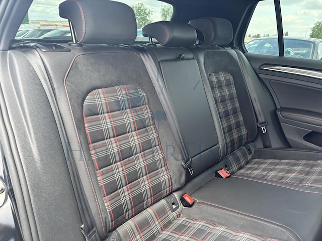 Volkswagen golf vii gti 2.0 tsi performance dsg 230 at,2016 - afbeelding 19 van  35