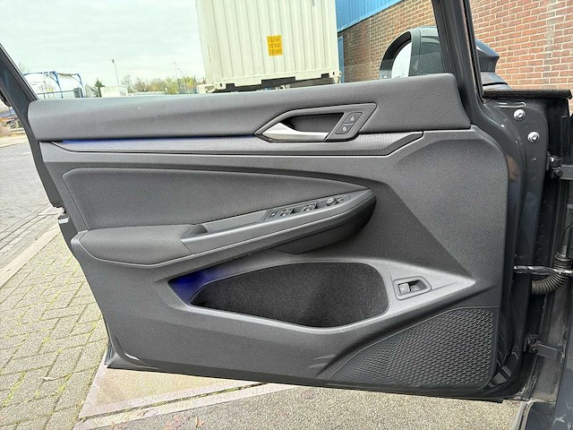 Volkswagen golf viii 1.4 gte 2020 | 32-46-26 - afbeelding 4 van  37