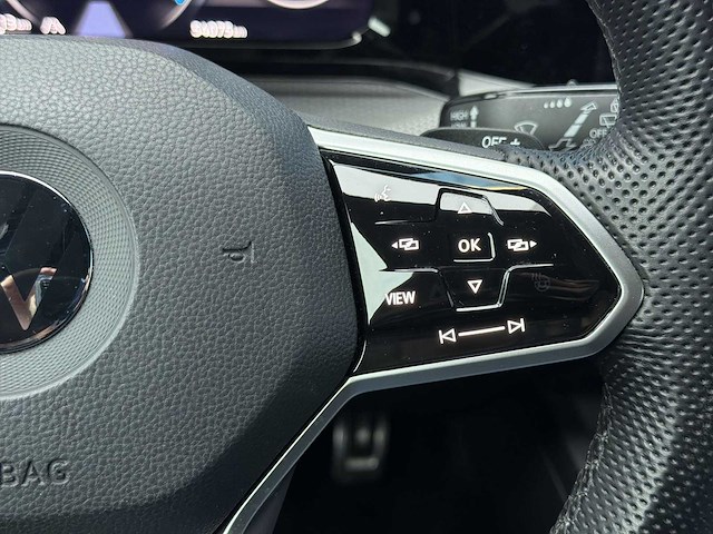 Volkswagen golf viii 1.4 gte 2020 | 32-46-26 - afbeelding 13 van  37