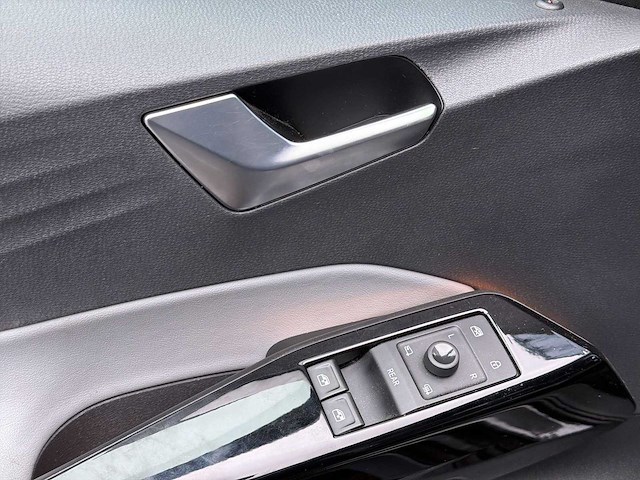 Volkswagen id.3 first plus 58 kwh 2020 | j-421-rl - afbeelding 31 van  32