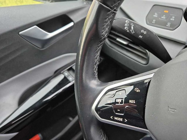 Volkswagen id.3 first plus 58 kwh 2020 soh 92% | j-823-rp - afbeelding 8 van  23