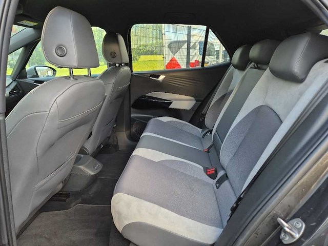 Volkswagen id.3 first plus 58 kwh | soh 91% | j-822-rp - afbeelding 17 van  18