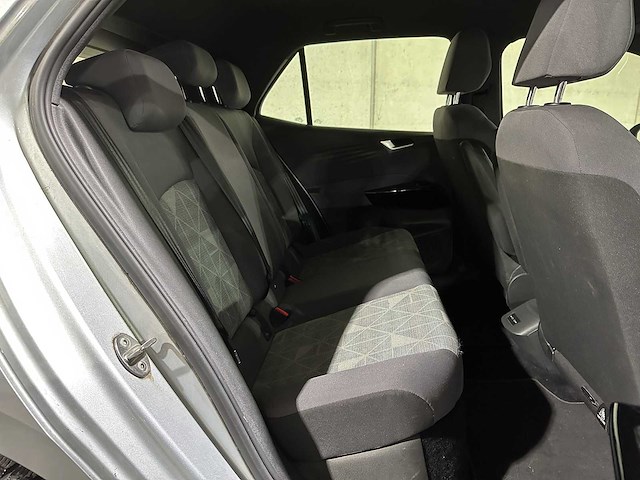 Volkswagen id.3 life 58 kwh 204pk 2020, k-965-zr - afbeelding 33 van  41