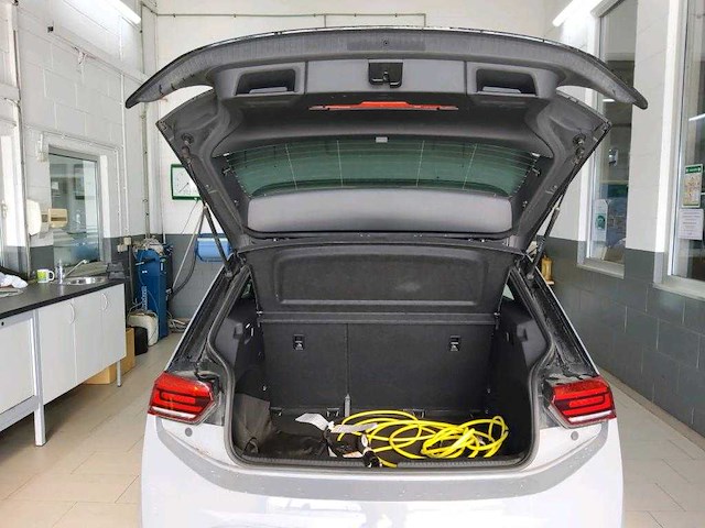 Volkswagen id.3 pro 58 kwh 150kw automaat 2023 - afbeelding 2 van  13