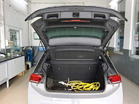 Volkswagen id.3 pro 58 kwh 150kw automaat 2023 - afbeelding 2 van  13