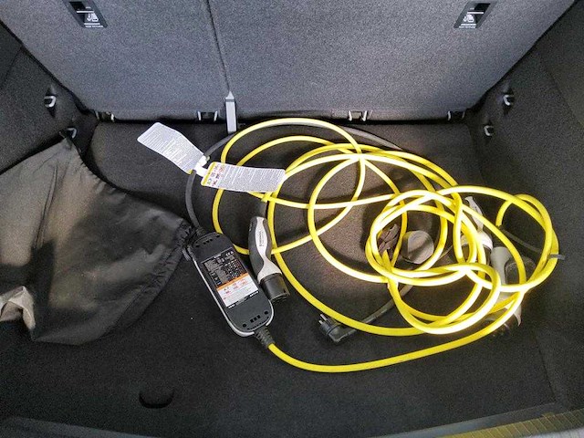 Volkswagen id.3 pro 58 kwh 150kw automaat 2023 - afbeelding 4 van  13