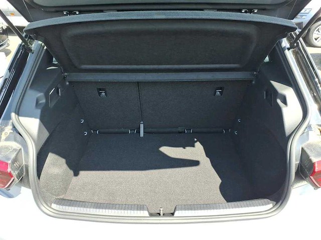 Volkswagen id.3 pro 58 kwh 150kw automaat 2023 - afbeelding 4 van  21