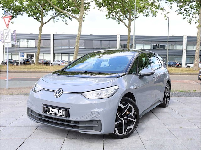Volkswagen id.3 pro 58 kwh 150kw automaat 2023 - afbeelding 2 van  19