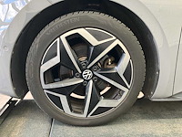 Volkswagen id.3 pro s 77 kwh 150kw automaat 2023 - afbeelding 2 van  10