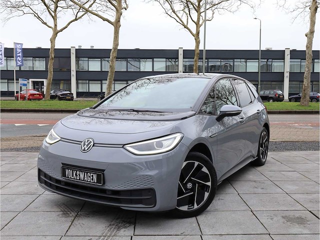 Volkswagen id.3 pro soh 88% 58 kwh 150kw automaat 2021 - afbeelding 1 van  43