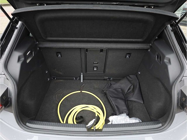 Volkswagen id.3 pro soh 88% 58 kwh 150kw automaat 2021 - afbeelding 27 van  43