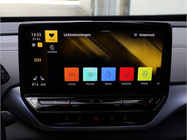 Volkswagen id.4 pro 77 kwh 150kw automaat 2023 soh 91% - afbeelding 21 van  37