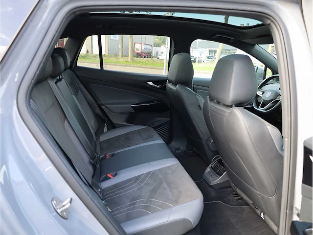 Volkswagen id.4 pro 77 kwh 150kw automaat 2023 - afbeelding 18 van  40