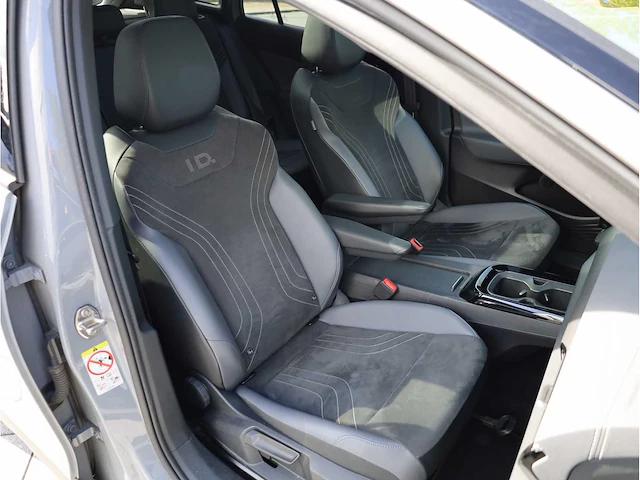Volkswagen id.4 pro 77 kwh 150kw automaat 2023 - afbeelding 20 van  40