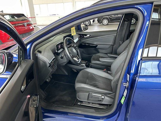 Volkswagen id.4 pro 77 kwh 150kw automaat 2023 - afbeelding 15 van  18