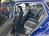 Volkswagen id.4 pro 77 kwh 150kw automaat 2023 - afbeelding 16 van  18