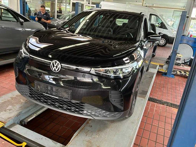 Volkswagen id.4 pro 77 kwh 150kw automaat 2023 - afbeelding 1 van  18