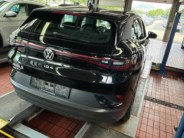 Volkswagen id.4 pro 77 kwh 150kw automaat 2023 - afbeelding 12 van  18