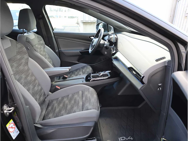 Volkswagen id.4 pro 77 kwh 150kw soh 93% automaat 2023 - afbeelding 18 van  40