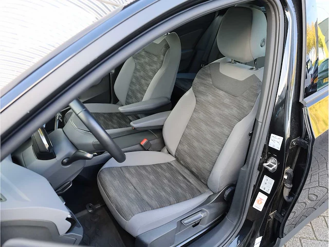 Volkswagen id.4 pro 77 kwh 150kw soh 93% automaat 2023 - afbeelding 4 van  40