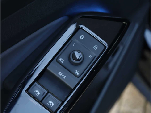 Volkswagen id.4 pro 77 kwh 150kw soh 93% automaat 2023 - afbeelding 5 van  40