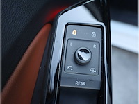 Volkswagen id.4 pro business 77 kwh 150kw automaat 2023 soh 92% - afbeelding 31 van  34