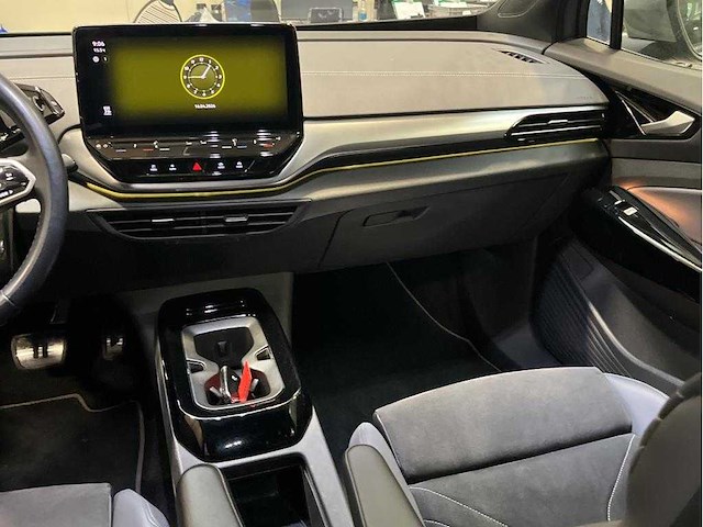 Volkswagen id.4 pure 150kw 77 kwh automaat 2022 - afbeelding 17 van  19