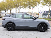 Volkswagen id.4 pure 52 kwh 125kw automaat 2022 - afbeelding 29 van  32