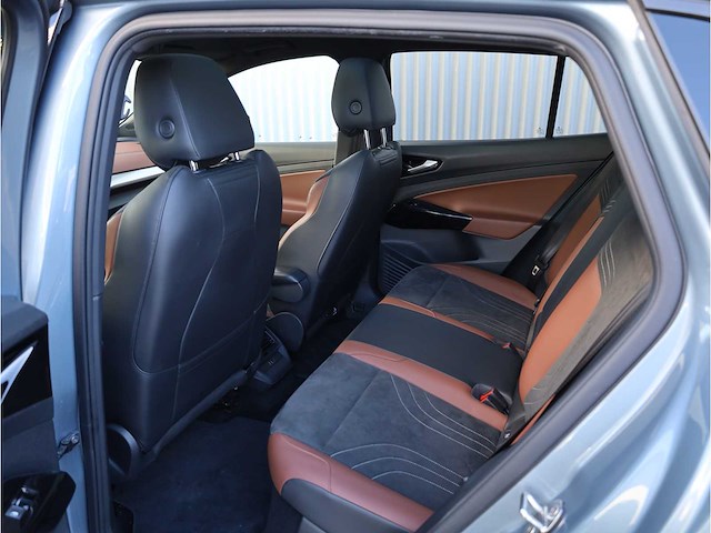 Volkswagen id.4 pure 52 kwh 125kw automaat 2022 - afbeelding 29 van  45