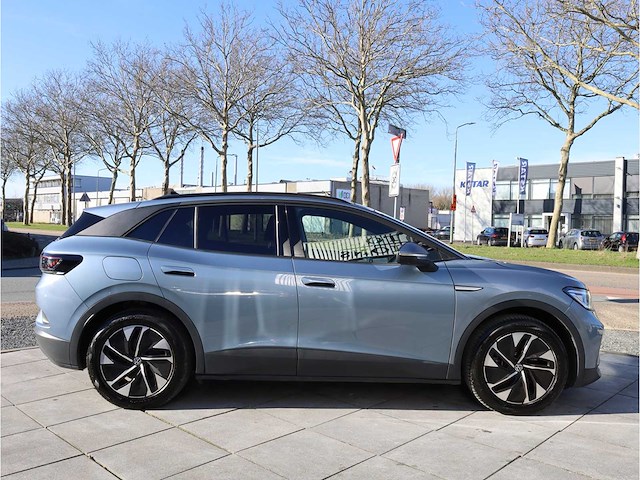 Volkswagen id.4 pure 52 kwh 125kw automaat 2022 - afbeelding 42 van  45