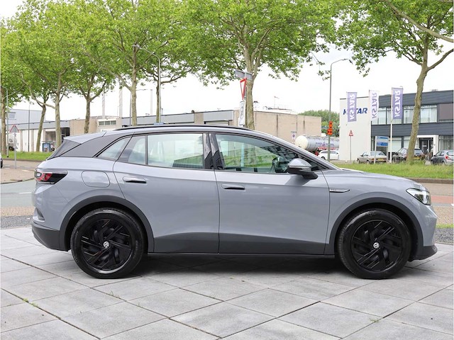 Volkswagen id.4 pure 77 kwh 150kw automaat 2022 soh 92% - afbeelding 37 van  40